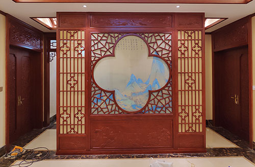 邯郸会所室内装修中式仿古实木屏风隔断展示